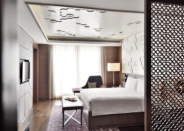 Jw Marriott Mumbai Sahar AirportAirport Hotel